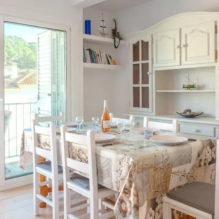Sali 3 Apartment *